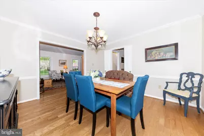 20516 Highland Hall Drive, Gaithersburg, MD 20886 - Photo 9