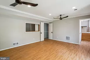 19916 Westerly Ave, Poolesville, MD 20837 - Photo 13