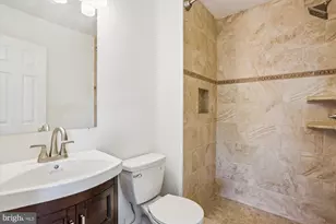 19916 Westerly Ave, Poolesville, MD 20837 - Photo 21