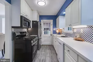 4505 Conifer Ln, Bethesda, MD 20814 - Photo 17