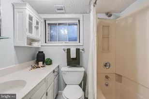 4505 Conifer Ln, Bethesda, MD 20814 - Photo 37