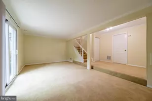 7506 Weatherby Dr, Rockville, MD 20855 - Photo 27