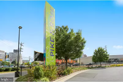 10401 Grosvenor Place #708, Rockville, MD 20852 - Photo 29