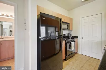 13504 Derry Glen Court #301, Germantown, MD 20874 - Photo 3