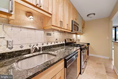 4242 E East West Highway #914, Chevy Chase, MD 20815 - Photo 13