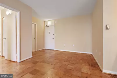 4242 E East West Highway #914, Chevy Chase, MD 20815 - Photo 3