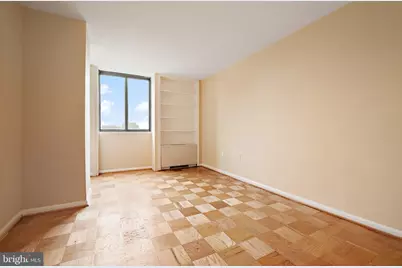 4242 E East West Highway #914, Chevy Chase, MD 20815 - Photo 15