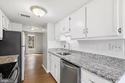 19812 Billings Court, Gaithersburg, MD 20886 - Photo 5