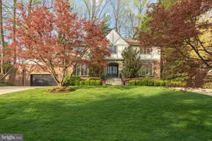 7204 Loch Lomond Dr, Bethesda, MD 20817 - Photo 1