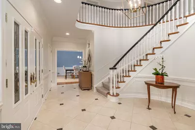 7204 Loch Lomond Drive, Bethesda, MD 20817 - Photo 5