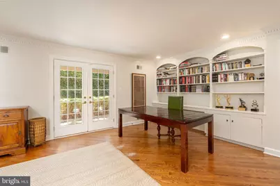 7204 Loch Lomond Drive, Bethesda, MD 20817 - Photo 15