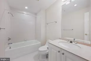 5630 Wisconsin Ave, Chevy Chase, MD 20815 - Photo 15
