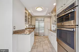 5630 Wisconsin Ave, Chevy Chase, MD 20815 - Photo 5