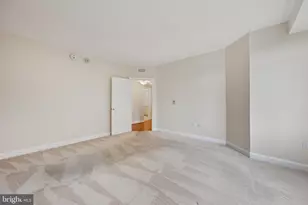 5630 Wisconsin Ave, Chevy Chase, MD 20815 - Photo 9