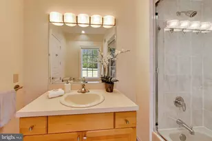9001 Persimmon Tree Rd, Potomac, MD 20854 - Photo 43