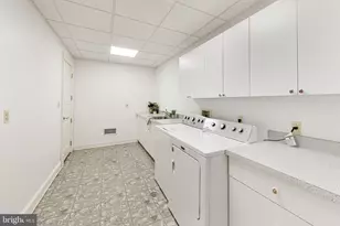 9001 Persimmon Tree Rd, Potomac, MD 20854 - Photo 71