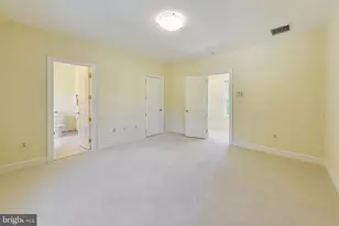 9001 Persimmon Tree Rd, Potomac, MD 20854 - Photo 43