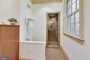 9001 Persimmon Tree Rd, Potomac, MD 20854 - Photo 35