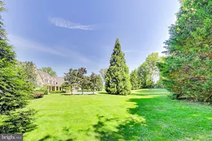 9001 Persimmon Tree Rd, Potomac, MD 20854 - Photo 73