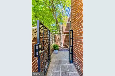 4814 Hampden Lane #R-2, Bethesda, MD 20814 - Photo 17