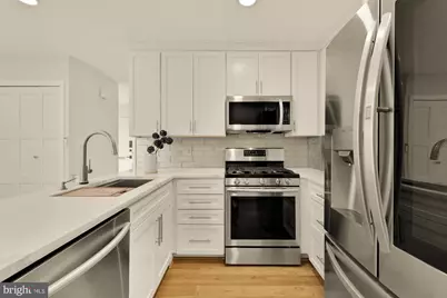 8107 Inverness Ridge Road, Rockville, MD 20854 - Photo 11
