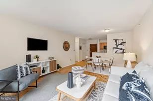 7111 Woodmont Ave, Bethesda, MD 20815 - Photo 5