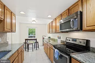 7344 Greentree Rd, Bethesda, MD 20817 - Photo 13