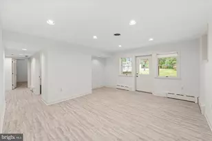 6013 Selvyn Rd, Bethesda, MD 20817 - Photo 37