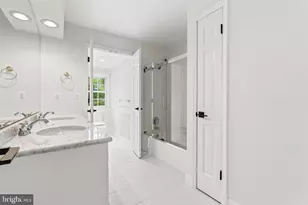 12100 Drews Ct, Potomac, MD 20854 - Photo 31