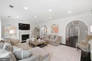 3523 Hamlet Pl, Chevy Chase, MD 20815 - Photo 13