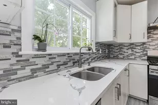 13905 Parkland Dr, Rockville, MD 20853 - Photo 9