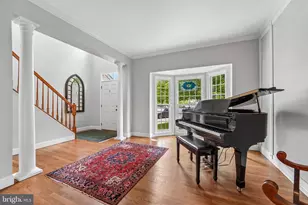 18613 Meadowland Terrace, Olney, MD 20832 - Photo 9