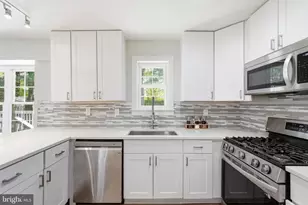 6 Bostwick Ct, Gaithersburg, MD 20878 - Photo 13