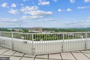 10201 Grosvenor Pl, Rockville, MD 20852 - Photo 39