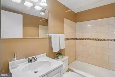 10201 Grosvenor Place #1206, Rockville, MD 20852 - Photo 27