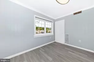 884 College Pkwy, Rockville, MD 20850 - Photo 15