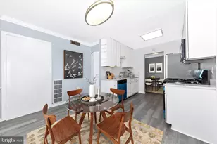 884 College Pkwy, Rockville, MD 20850 - Photo 11