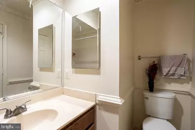 20043 Placid Lake Terrace, Germantown, MD 20874 - Photo 9