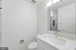 5705 Brewer House Cir, Rockville, MD 20852 - Photo 19