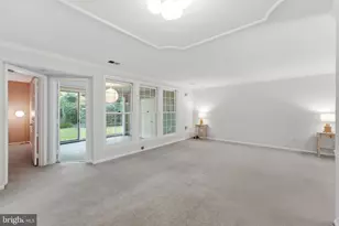 5705 Brewer House Cir, Rockville, MD 20852 - Photo 7