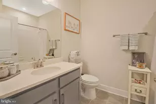 813 Rockwell Ave, Gaithersburg, MD 20878 - Photo 23