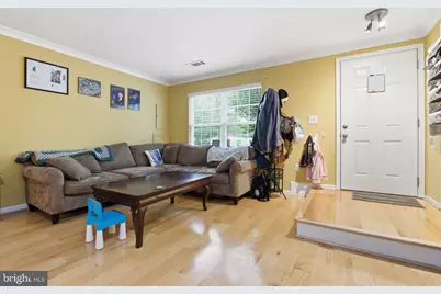 18905 Crosstie Terrace, Germantown, MD 20874 - Photo 5
