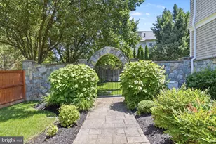 7527 Westfield Dr, Bethesda, MD 20817 - Photo 79