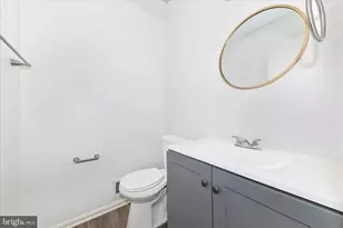 13303 Country Ridge Dr, Germantown, MD 20874 - Photo 17