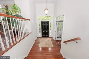 11117 Potomac Oaks Dr, Rockville, MD 20850 - Photo 3