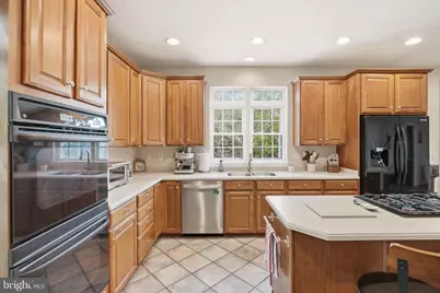 15242 Briarcliff Manor Way, Burtonsville, MD 20866 - Photo 11