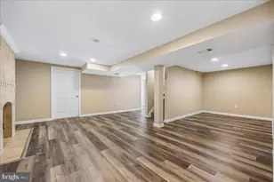 11310 Ashley Dr, North Bethesda, MD 20852 - Photo 25