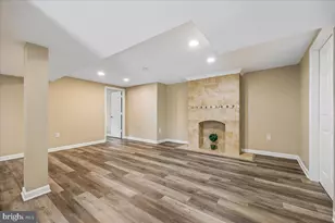 11310 Ashley Dr, North Bethesda, MD 20852 - Photo 19