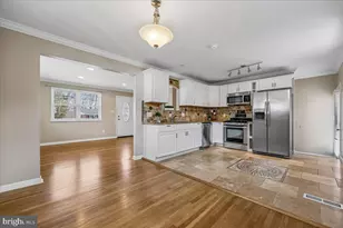 11310 Ashley Dr, North Bethesda, MD 20852 - Photo 5