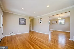 11310 Ashley Dr, North Bethesda, MD 20852 - Photo 9